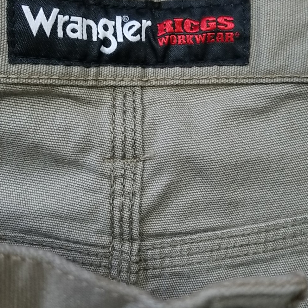 Riggs  50 X 32 - Picture 6 of 9